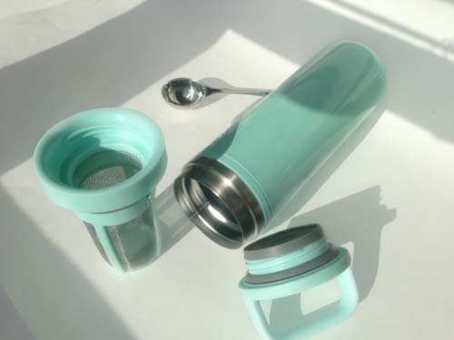 Carry Travel Mug by DAVIDsTEA Review - World of Tea Infusers